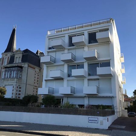 Royan - Vue Mer Pour Cet Appartement Face A La Plage - Grande Conche Екстериор снимка