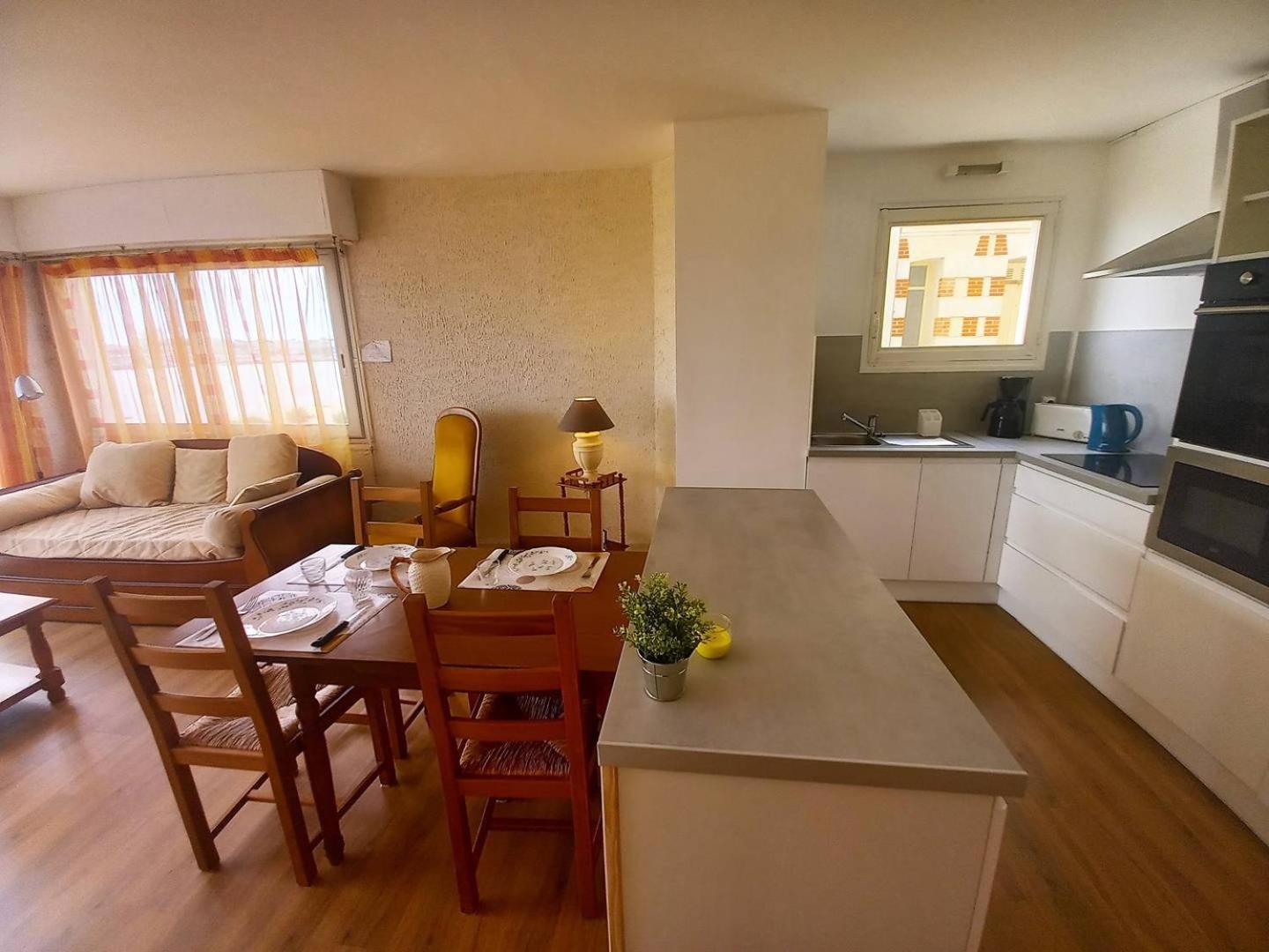 Royan - Vue Mer Pour Cet Appartement Face A La Plage - Grande Conche Екстериор снимка